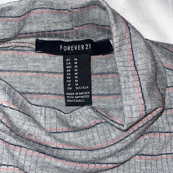 💙 6/$20 Women Forever 21 Bodysuit Size Medium - Picture 6 of 6